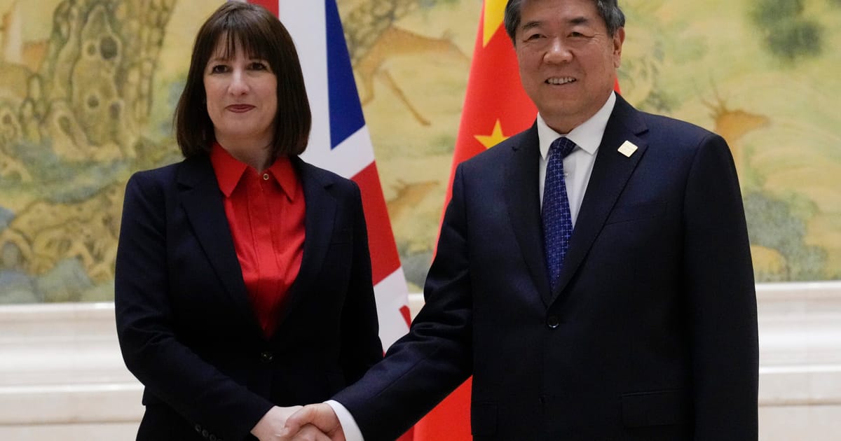 Reevesas Pekine sako: „Pakartotinis bendradarbiavimas su Kinija“ padidins Didžiosios Britanijos ekonomiką iki 1 milijardo svarų