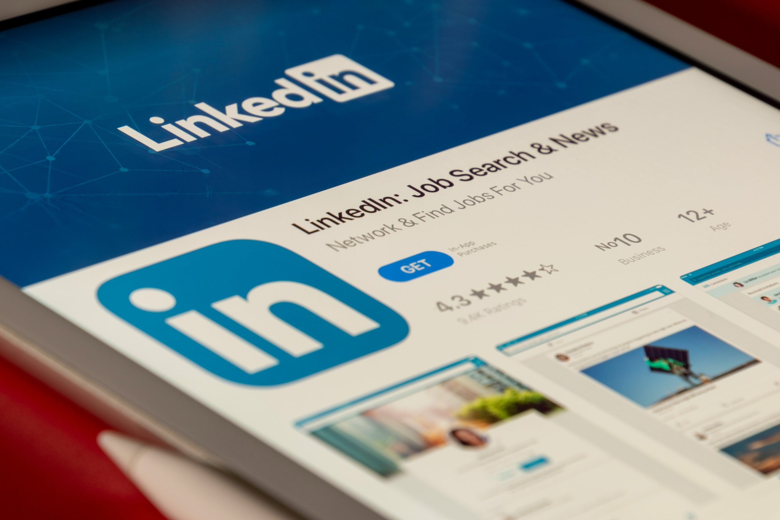 Nauja Kinijos agentų žaidimų aikštelė: „LinkedIn“.